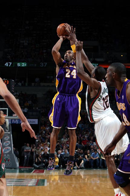 提前量传球 提前量传球