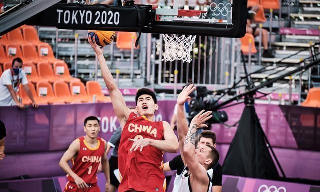 对右打者 对右打者